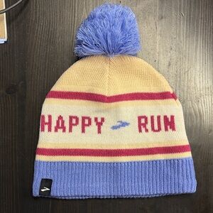 Brooks Pom-Pom Beanie